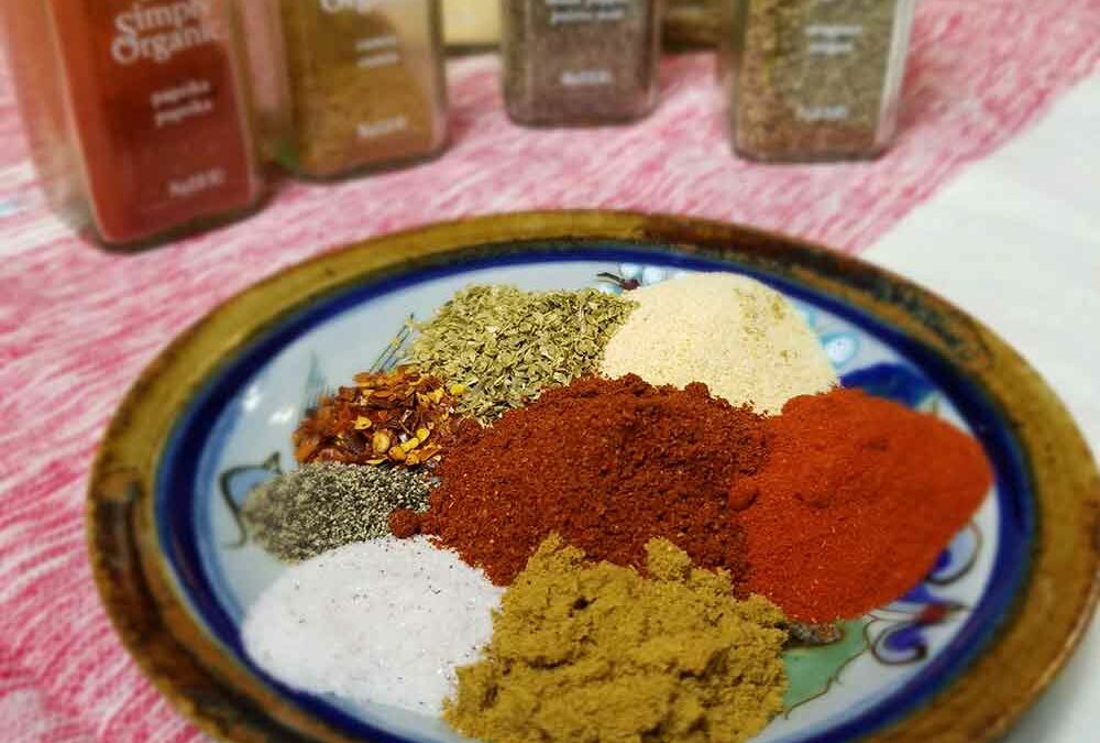 https://www.foodsandfeels.com/wp-content/uploads/2019/11/homemade-taco-seasoning-1000x675.jpg